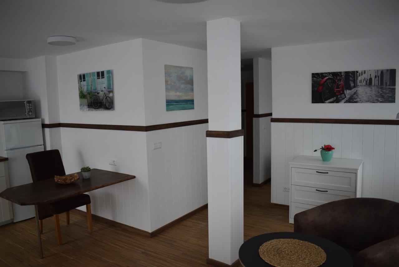 Apartments Mit Klimaanlage Am Neckarufer, Schoene Aussicht บาดฟีดริชส์ฮัลล์ ภายนอก รูปภาพ