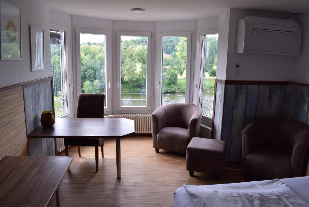 Apartments Mit Klimaanlage Am Neckarufer, Schoene Aussicht บาดฟีดริชส์ฮัลล์ ภายนอก รูปภาพ